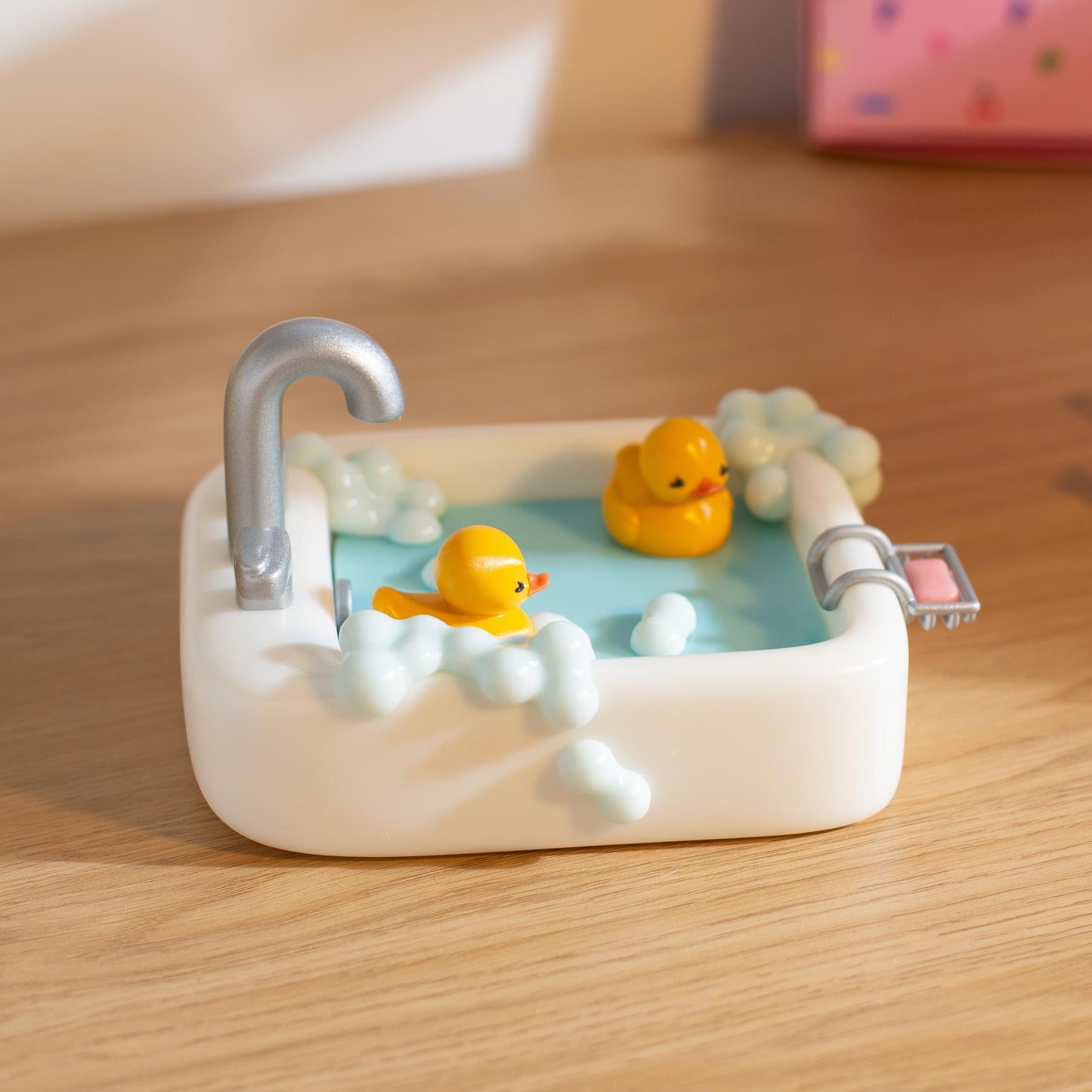 Bath Duck Trinket Dish | Resin Trinket Tray | Girls Trinket Bowl for Neckless, Earrings, Ring | Cute Resin Jewellery Box | Rubber Duck Gift