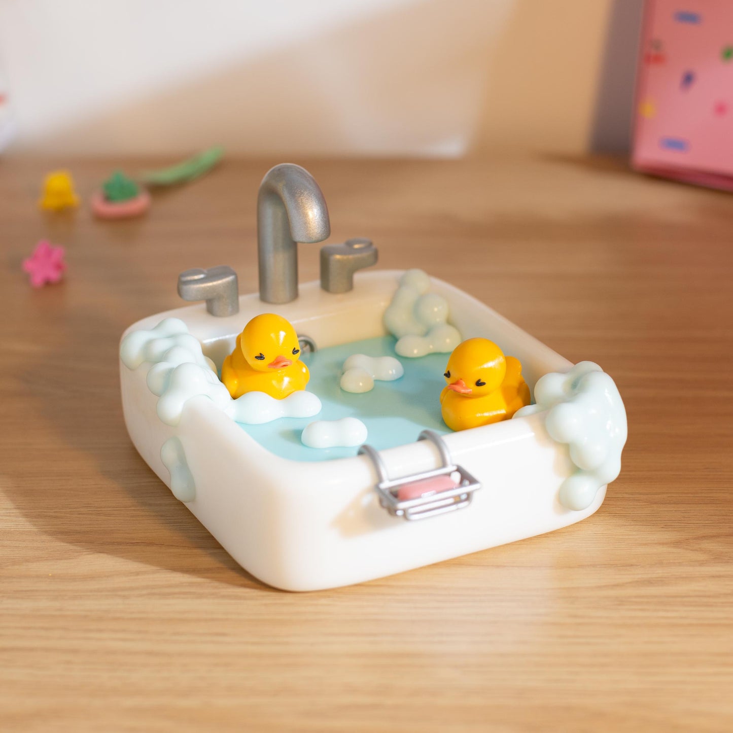 Bath Duck Trinket Dish | Resin Trinket Tray | Girls Trinket Bowl for Neckless, Earrings, Ring | Cute Resin Jewellery Box | Rubber Duck Gift